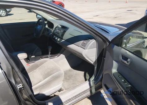 2005 Toyota Camry Le из США, поврежденный, VIN 4T1BE32K95U622523